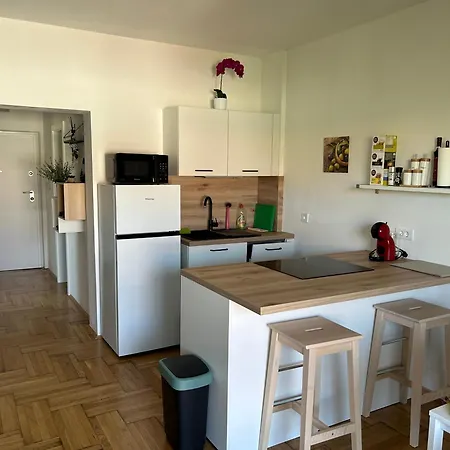 Maya Apartament