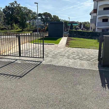 Apartment Maya Njivice